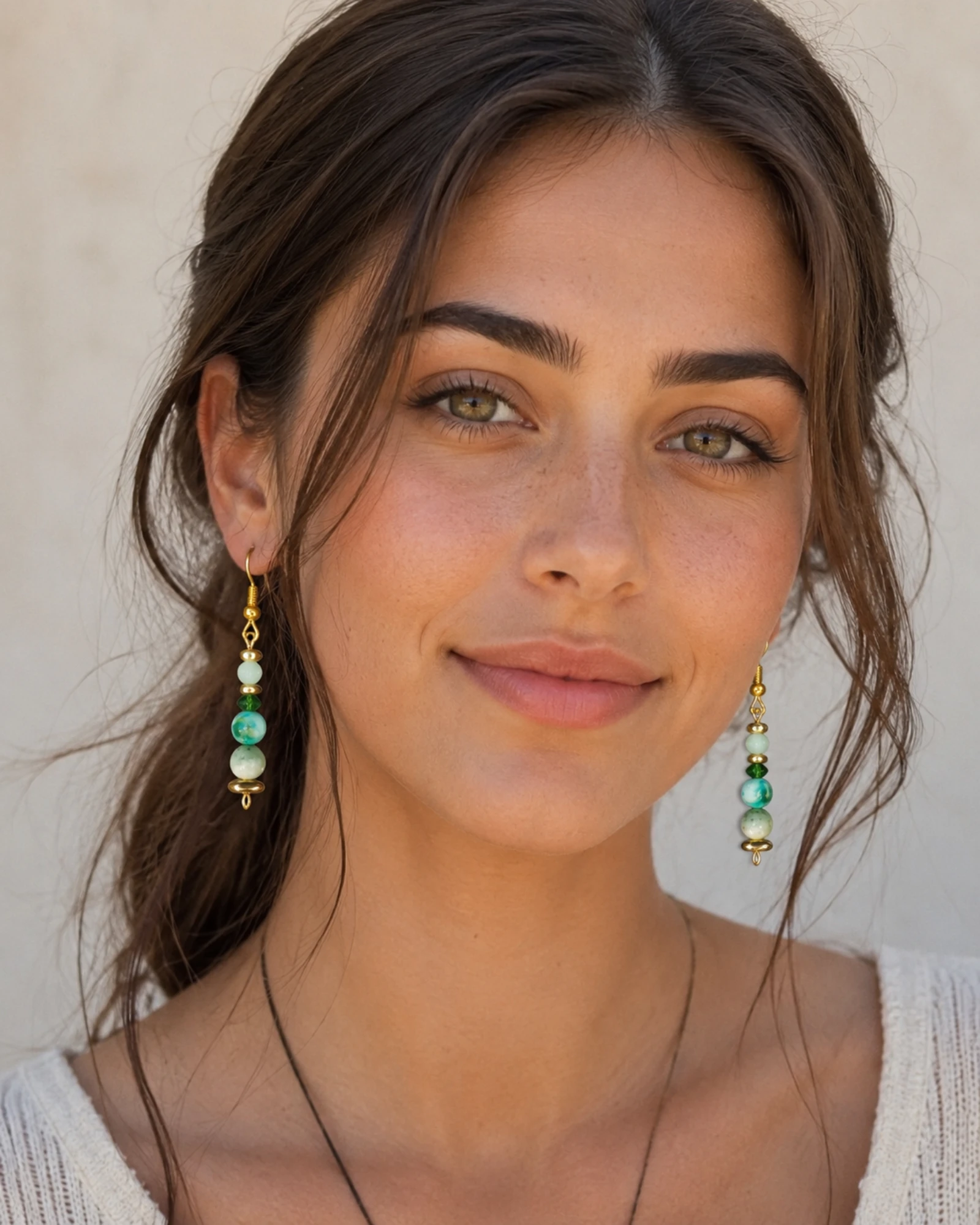 🍀🧿🪨Preciosos Pendientes de Angelita Verde y Hematitas Naturales chapadas en Oro💛🍀🧿